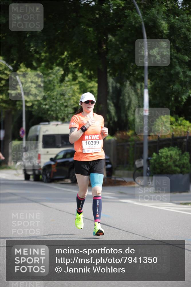 15.06.2025 - REWE Women's Run Jannik Wohlers http://msf.ph/oto/7941350 15.06.2025 08:46:05 Laufen 10399 meine-sportfotos.de