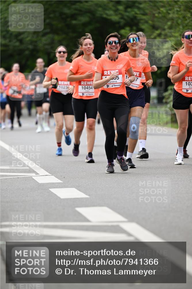 15.06.2025 - REWE Women's Run Dr. Thomas Lammeyer http://msf.ph/oto/7941366 15.06.2025 09:21:17 Laufen 1023, 10454, 55 meine-sportfotos.de