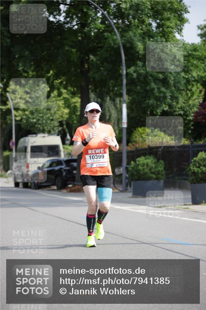 15.06.2025 - REWE Women's Run Jannik Wohlers http://msf.ph/oto/7941385 15.06.2025 08:46:06 Laufen 10399 meine-sportfotos.de