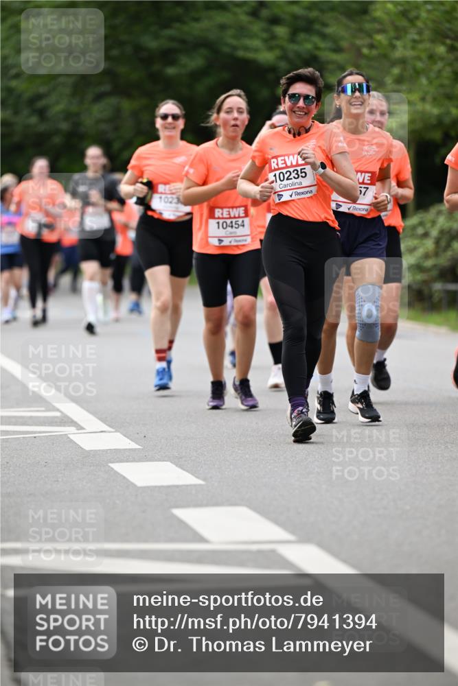 15.06.2025 - REWE Women's Run Dr. Thomas Lammeyer http://msf.ph/oto/7941394 15.06.2025 09:21:17 Laufen 1023, 10454, 10235, 930, 57 meine-sportfotos.de