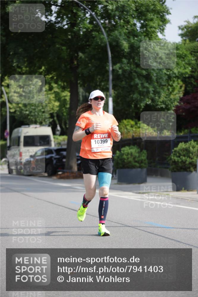 15.06.2025 - REWE Women's Run Jannik Wohlers http://msf.ph/oto/7941403 15.06.2025 08:46:06 Laufen 10399 meine-sportfotos.de