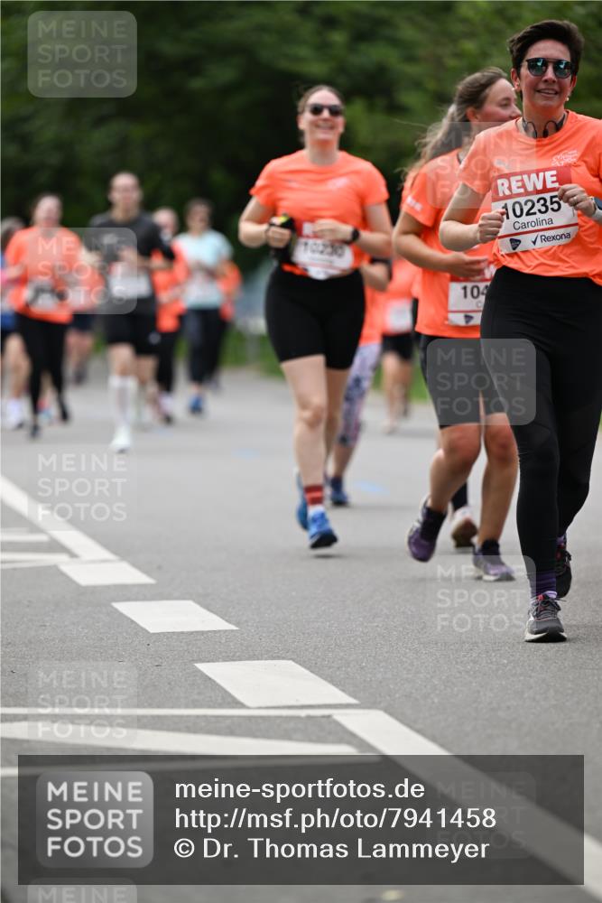 15.06.2025 - REWE Women's Run Dr. Thomas Lammeyer http://msf.ph/oto/7941458 15.06.2025 09:21:19 Laufen 10230, 104, 10235 meine-sportfotos.de