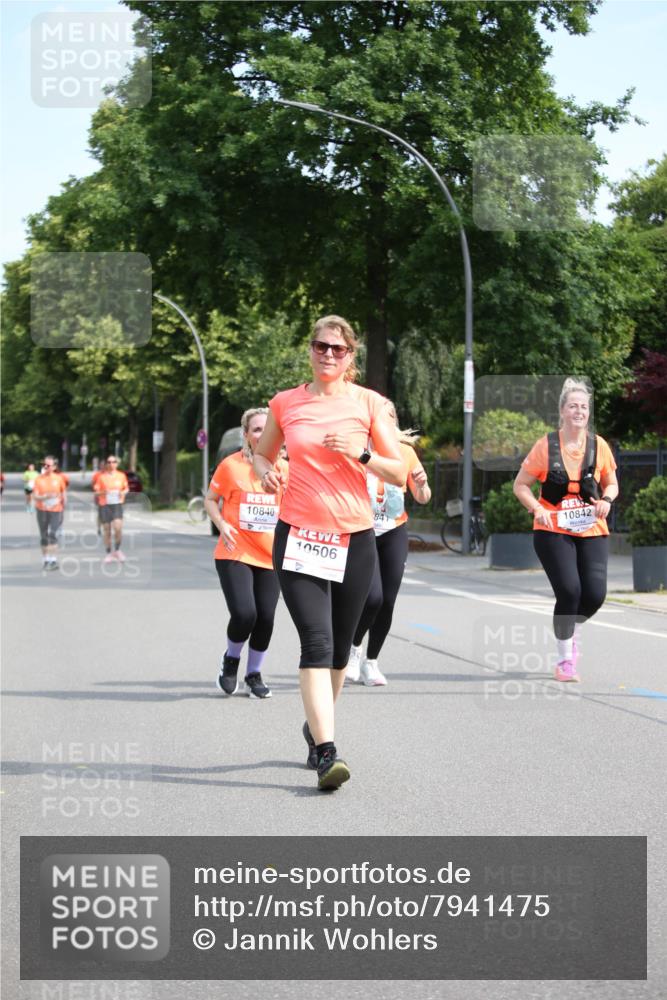 15.06.2025 - REWE Women's Run Jannik Wohlers http://msf.ph/oto/7941475 15.06.2025 09:59:06 Laufen 10840, 10506, 10842 meine-sportfotos.de