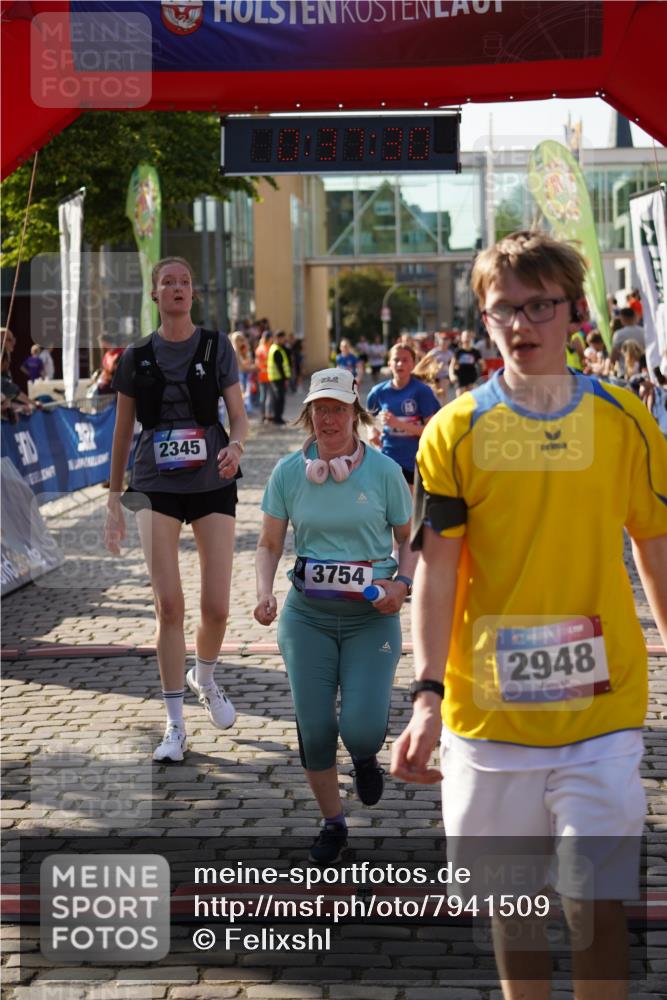 13.06.2025 - Holstenköstenlauf Felixshl http://msf.ph/oto/7941509 13.06.2025 18:07:31 Laufen 2345, 2699, 2948, 2993, 3020, 3039, 3680, 3754 meine-sportfotos.de