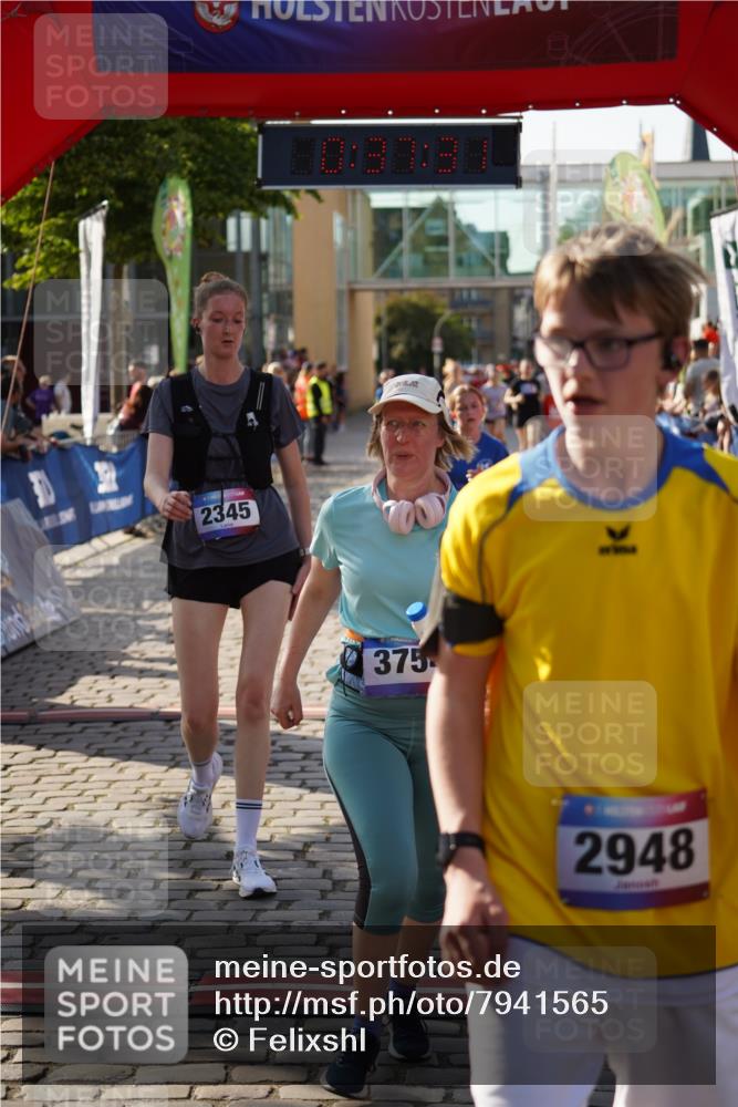 13.06.2025 - Holstenköstenlauf Felixshl http://msf.ph/oto/7941565 13.06.2025 18:07:32 Laufen 2345, 2699, 2948, 2993, 3020, 3039, 3680, 3754 meine-sportfotos.de
