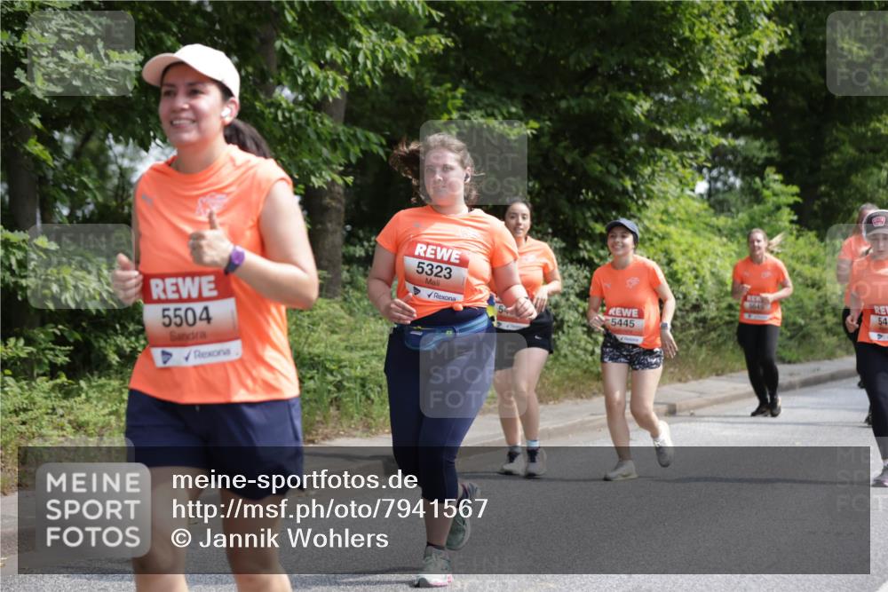 15.06.2025 - REWE Women's Run Jannik Wohlers http://msf.ph/oto/7941567 15.06.2025 10:15:28 Laufen 5504, 5323, 3645, 54, 5445 meine-sportfotos.de