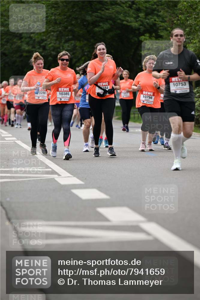 15.06.2025 - REWE Women's Run Dr. Thomas Lammeyer http://msf.ph/oto/7941659 15.06.2025 09:21:23 Laufen 0288, 10385, 384, 10798, 10753 meine-sportfotos.de