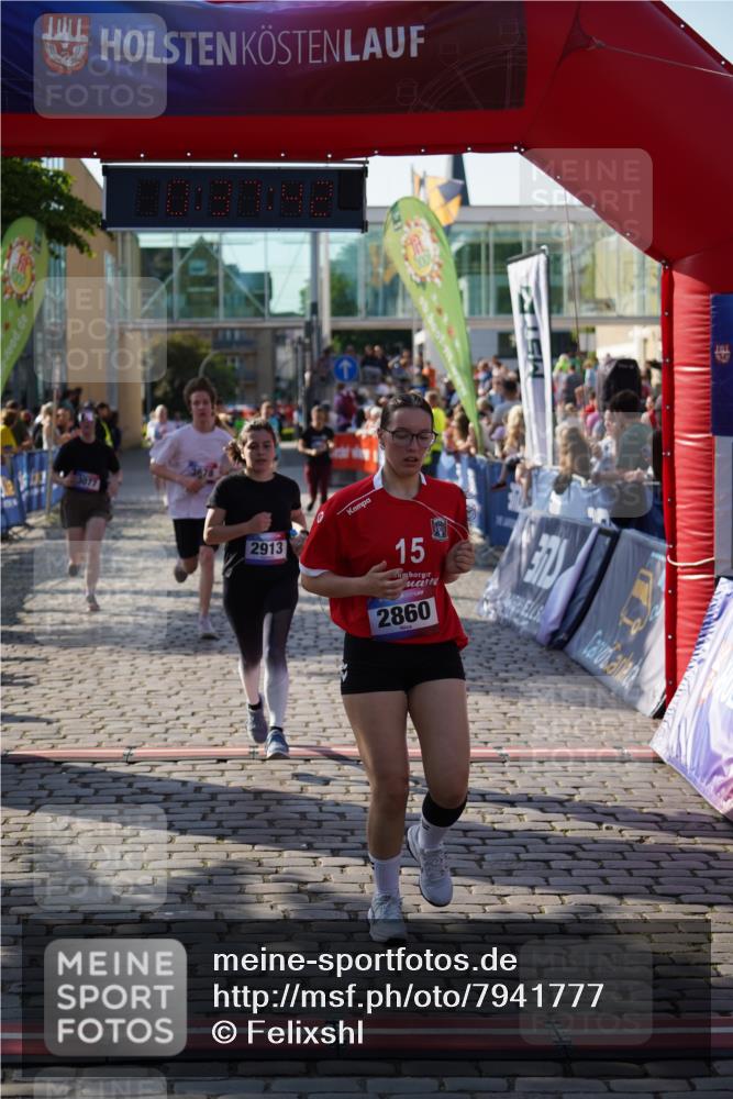 13.06.2025 - Holstenköstenlauf Felixshl http://msf.ph/oto/7941777 13.06.2025 18:07:43 Laufen 2860, 2913, 2957, 3077, 3624, 3678, 3802, 3865, 3898 meine-sportfotos.de