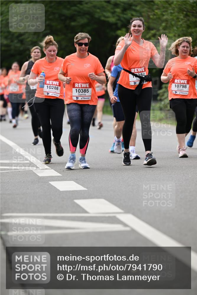 15.06.2025 - REWE Women's Run Dr. Thomas Lammeyer http://msf.ph/oto/7941790 15.06.2025 09:21:25 Laufen 10288, 10385, 384, 10798 meine-sportfotos.de