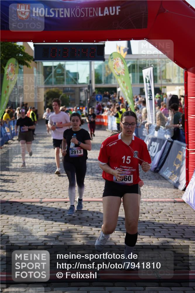 13.06.2025 - Holstenköstenlauf Felixshl http://msf.ph/oto/7941810 13.06.2025 18:07:43 Laufen 2860, 2913, 2957, 3077, 3624, 3678, 3802, 3865, 3898 meine-sportfotos.de