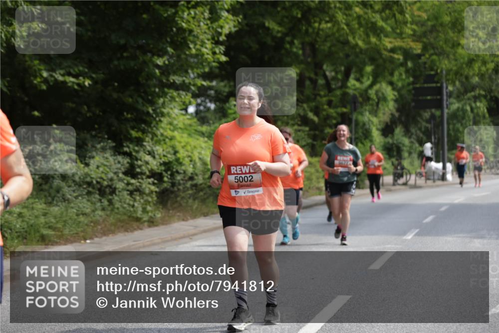 15.06.2025 - REWE Women's Run Jannik Wohlers http://msf.ph/oto/7941812 15.06.2025 10:15:40 Laufen 5002 meine-sportfotos.de