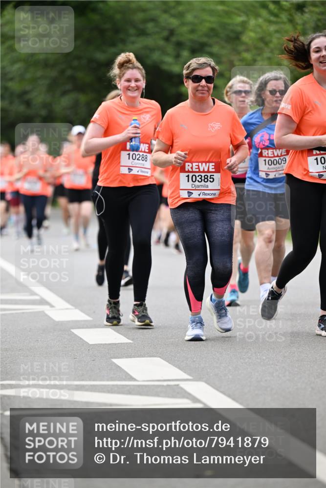 15.06.2025 - REWE Women's Run Dr. Thomas Lammeyer http://msf.ph/oto/7941879 15.06.2025 09:21:27 Laufen 10385, 10009 meine-sportfotos.de