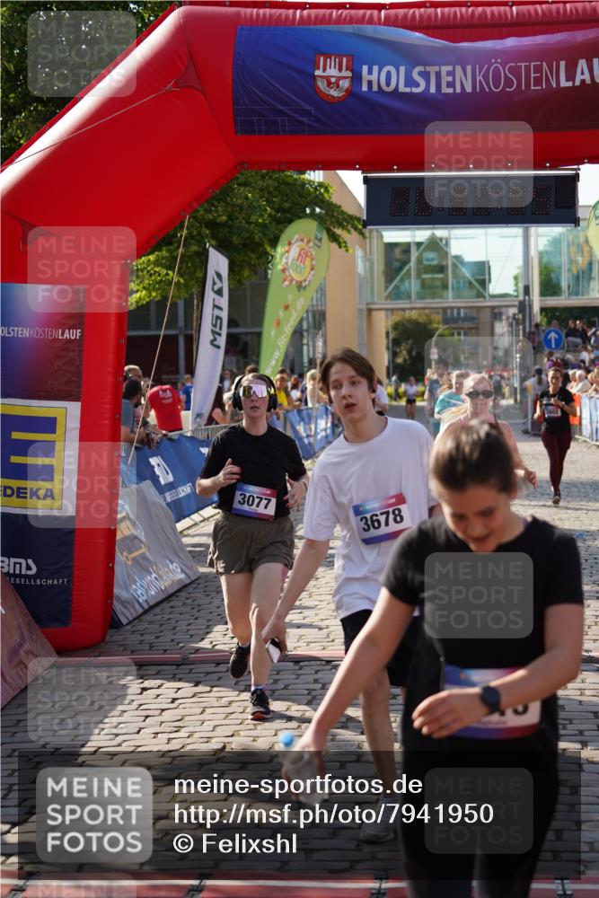 13.06.2025 - Holstenköstenlauf Felixshl http://msf.ph/oto/7941950 13.06.2025 18:07:46 Laufen 2860, 2913, 2957, 3077, 3624, 3678, 3802, 3865, 3898 meine-sportfotos.de