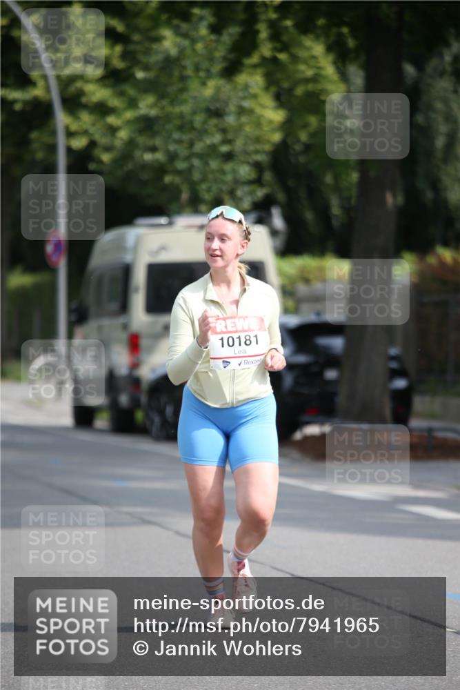 15.06.2025 - REWE Women's Run Jannik Wohlers http://msf.ph/oto/7941965 15.06.2025 09:59:48 Laufen  meine-sportfotos.de