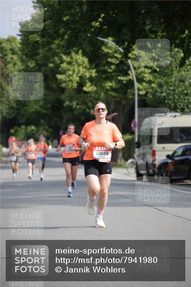 15.06.2025 - REWE Women's Run Jannik Wohlers http://msf.ph/oto/7941980 15.06.2025 08:46:34 Laufen 10048 meine-sportfotos.de