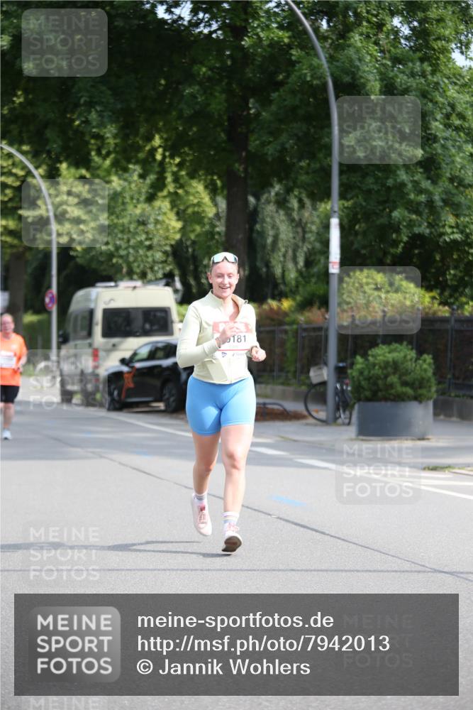 15.06.2025 - REWE Women's Run Jannik Wohlers http://msf.ph/oto/7942013 15.06.2025 09:59:49 Laufen 181 meine-sportfotos.de