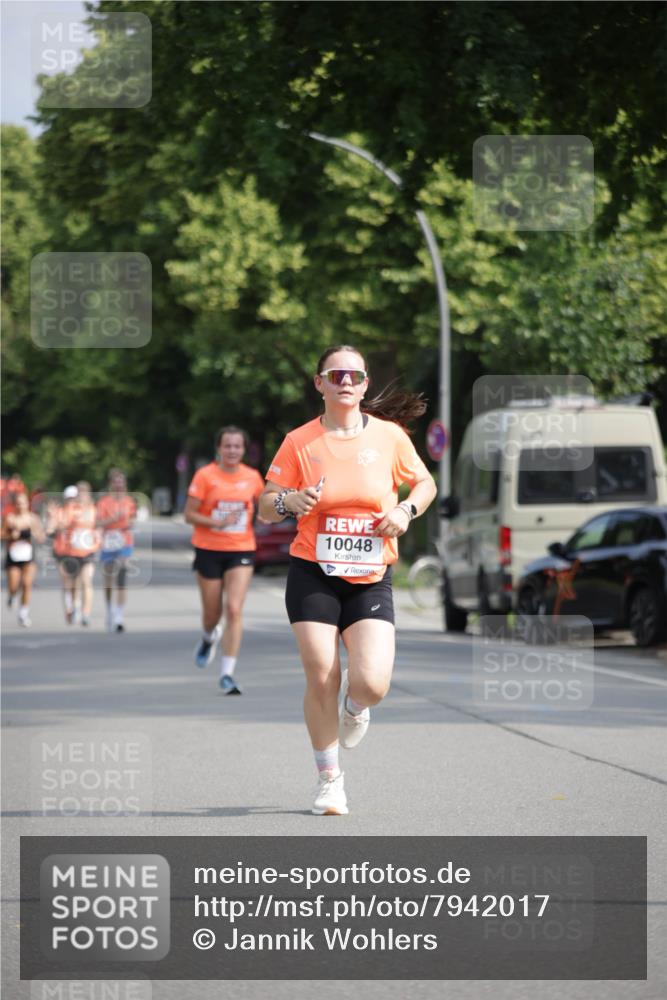 15.06.2025 - REWE Women's Run Jannik Wohlers http://msf.ph/oto/7942017 15.06.2025 08:46:35 Laufen 10048 meine-sportfotos.de