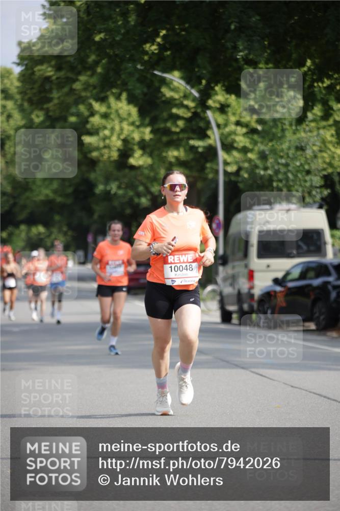 15.06.2025 - REWE Women's Run Jannik Wohlers http://msf.ph/oto/7942026 15.06.2025 08:46:35 Laufen 10048 meine-sportfotos.de