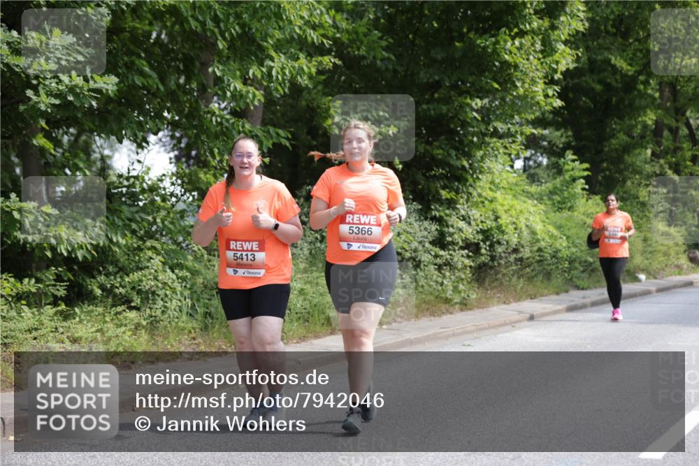 15.06.2025 - REWE Women's Run Jannik Wohlers http://msf.ph/oto/7942046 15.06.2025 10:15:48 Laufen 5413, 5366, 6390 meine-sportfotos.de
