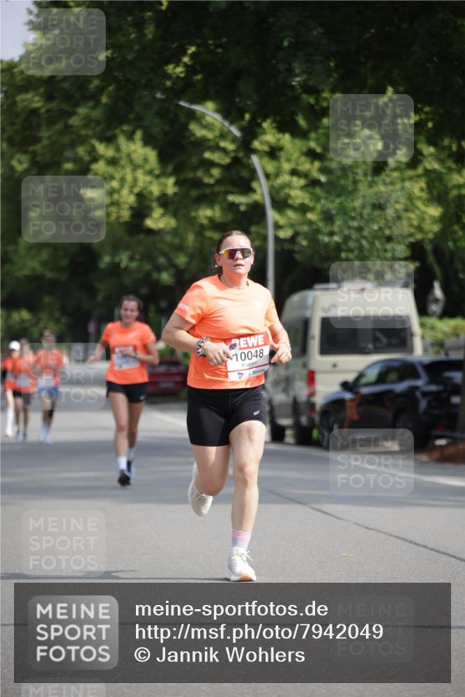 15.06.2025 - REWE Women's Run Jannik Wohlers http://msf.ph/oto/7942049 15.06.2025 08:46:35 Laufen 10048 meine-sportfotos.de