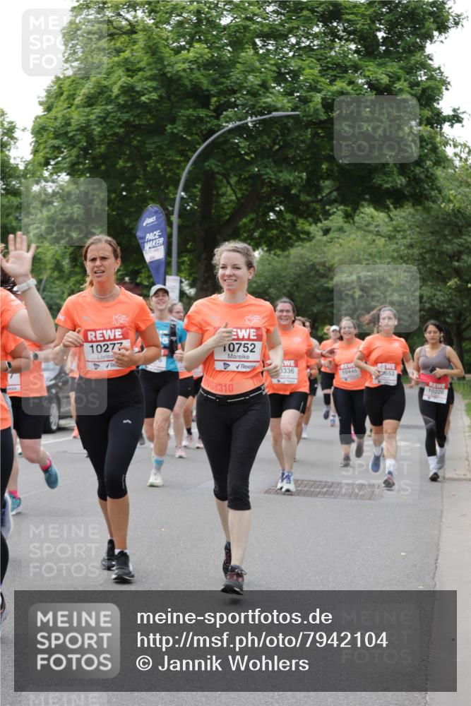 15.06.2025 - REWE Women's Run Jannik Wohlers http://msf.ph/oto/7942104 15.06.2025 08:28:29 Laufen 0, 10277, 10752, 8310, 336, 10445, 653, 10220 meine-sportfotos.de