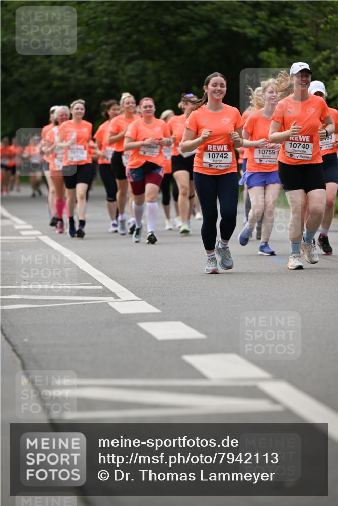 15.06.2025 - REWE Women's Run Dr. Thomas Lammeyer http://msf.ph/oto/7942113 15.06.2025 09:21:31 Laufen 10742, 10740, 10759 meine-sportfotos.de