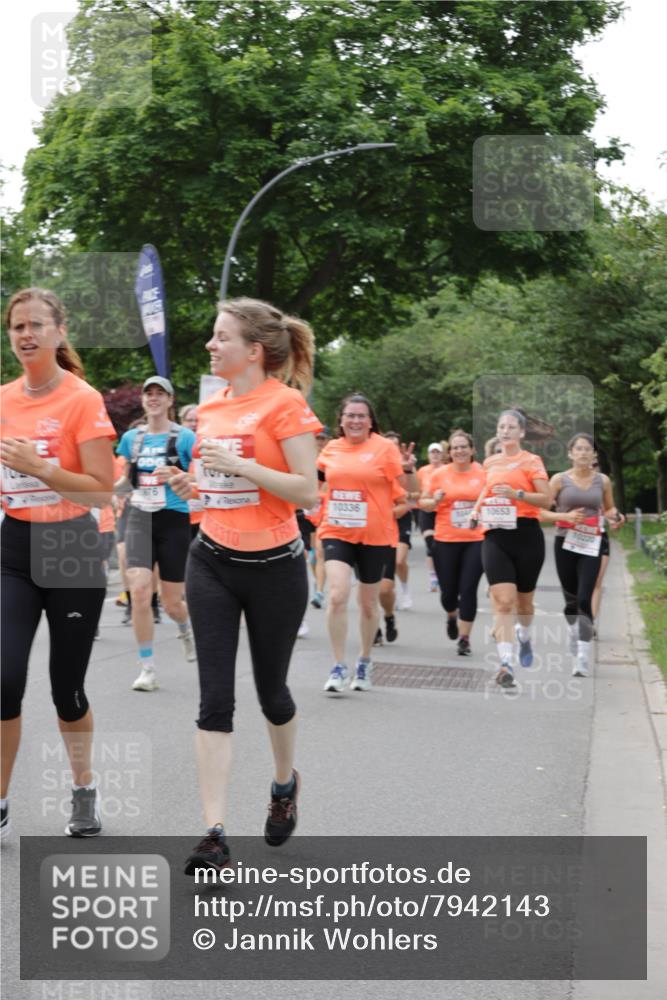 15.06.2025 - REWE Women's Run Jannik Wohlers http://msf.ph/oto/7942143 15.06.2025 08:28:29 Laufen 76, 10336, 10653, 10220 meine-sportfotos.de