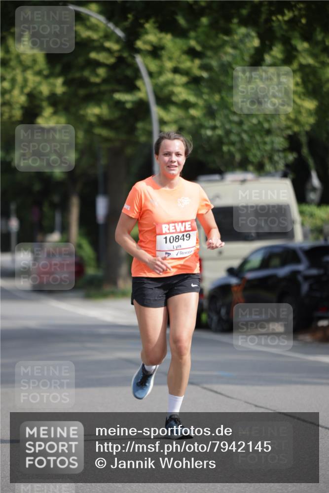 15.06.2025 - REWE Women's Run Jannik Wohlers http://msf.ph/oto/7942145 15.06.2025 08:46:38 Laufen 10849 meine-sportfotos.de