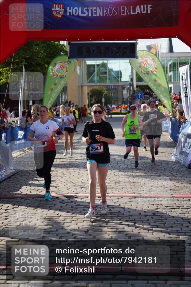 13.06.2025 - Holstenköstenlauf Felixshl http://msf.ph/oto/7942181 13.06.2025 18:07:57 Laufen 2647, 2922, 2928, 3106, 3243, 3283, 3747 meine-sportfotos.de