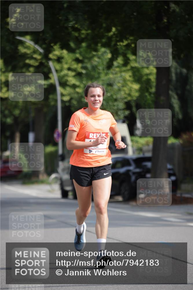 15.06.2025 - REWE Women's Run Jannik Wohlers http://msf.ph/oto/7942183 15.06.2025 08:46:39 Laufen  meine-sportfotos.de