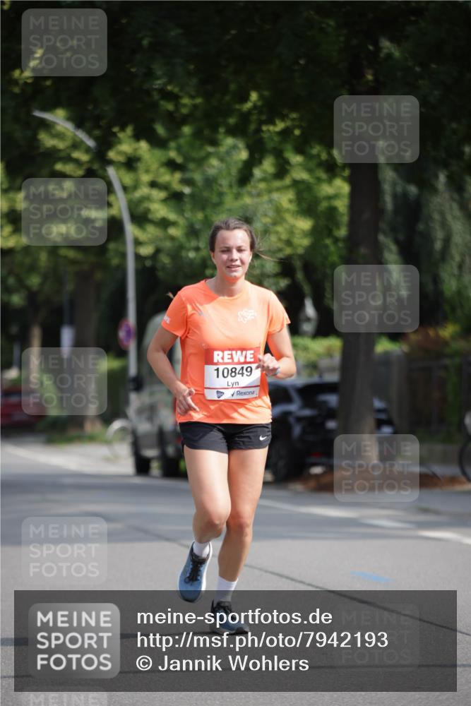 15.06.2025 - REWE Women's Run Jannik Wohlers http://msf.ph/oto/7942193 15.06.2025 08:46:39 Laufen 10849 meine-sportfotos.de