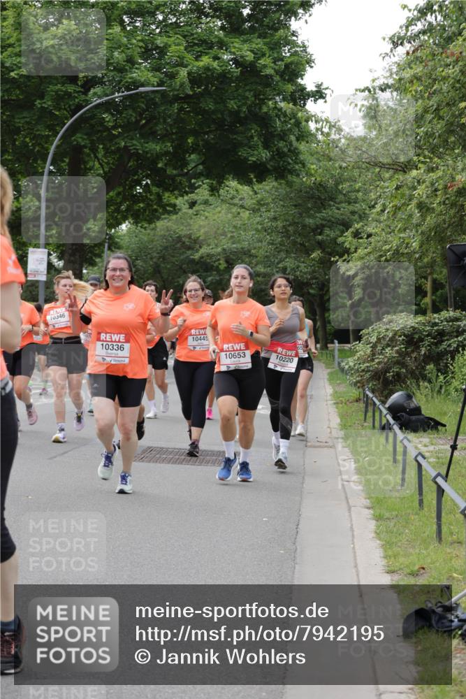 15.06.2025 - REWE Women's Run Jannik Wohlers http://msf.ph/oto/7942195 15.06.2025 08:28:30 Laufen 10346, 10336, 10445, 10653, 10220 meine-sportfotos.de