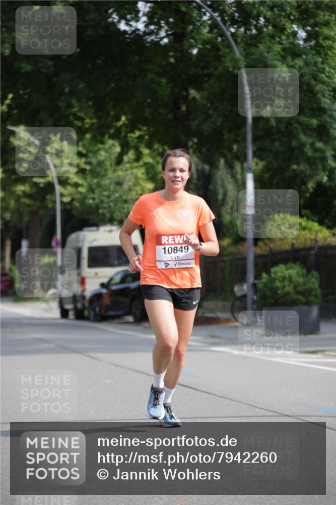 15.06.2025 - REWE Women's Run Jannik Wohlers http://msf.ph/oto/7942260 15.06.2025 08:46:39 Laufen 10849 meine-sportfotos.de