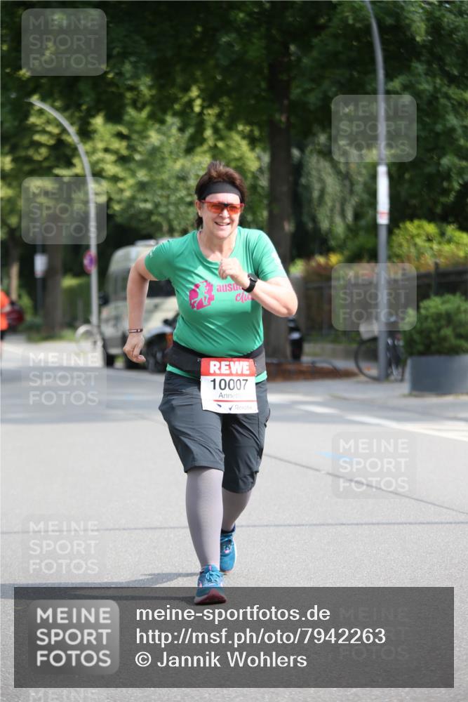 15.06.2025 - REWE Women's Run Jannik Wohlers http://msf.ph/oto/7942263 15.06.2025 10:00:05 Laufen 10007 meine-sportfotos.de