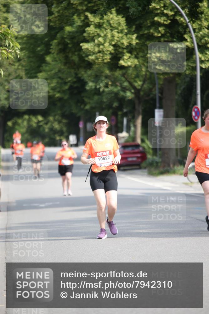 15.06.2025 - REWE Women's Run Jannik Wohlers http://msf.ph/oto/7942310 15.06.2025 10:00:12 Laufen 10622 meine-sportfotos.de
