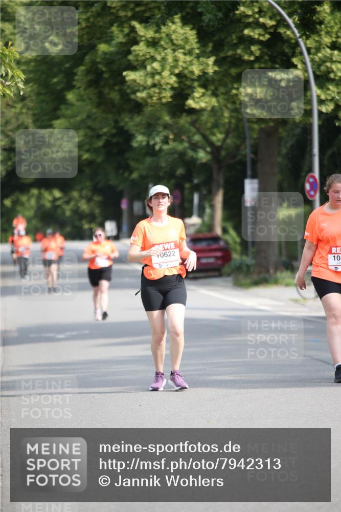 15.06.2025 - REWE Women's Run Jannik Wohlers http://msf.ph/oto/7942313 15.06.2025 10:00:12 Laufen 0622 meine-sportfotos.de