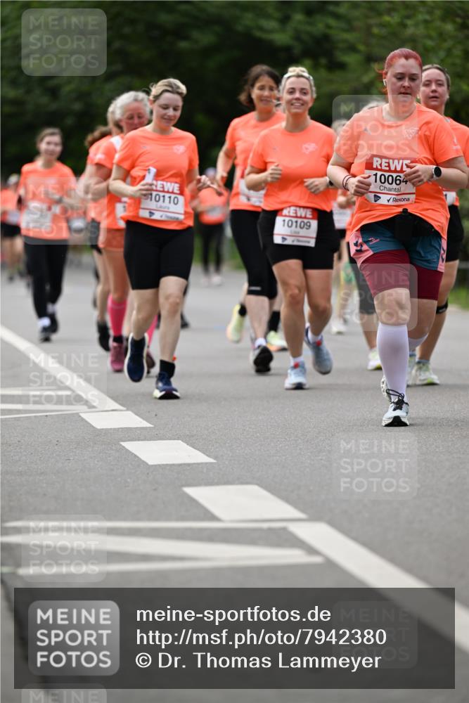 15.06.2025 - REWE Women's Run Dr. Thomas Lammeyer http://msf.ph/oto/7942380 15.06.2025 09:21:37 Laufen 10110, 10109, 10064 meine-sportfotos.de