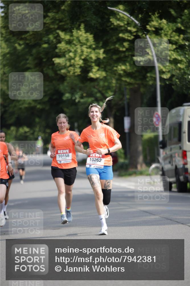 15.06.2025 - REWE Women's Run Jannik Wohlers http://msf.ph/oto/7942381 15.06.2025 08:46:42 Laufen 10158, 10262 meine-sportfotos.de