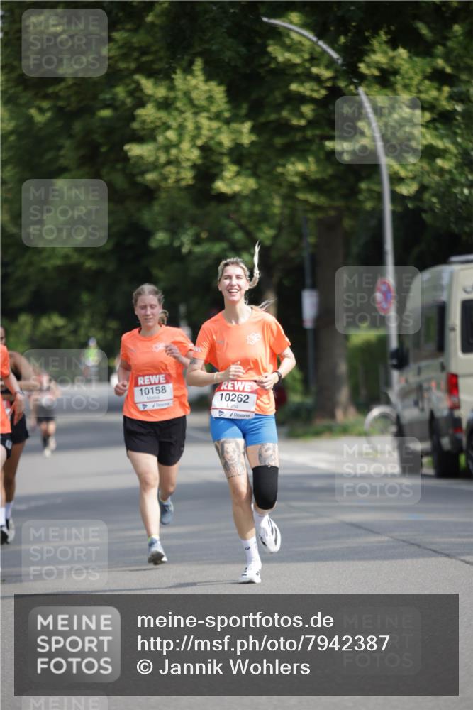 15.06.2025 - REWE Women's Run Jannik Wohlers http://msf.ph/oto/7942387 15.06.2025 08:46:42 Laufen 10158, 10262 meine-sportfotos.de