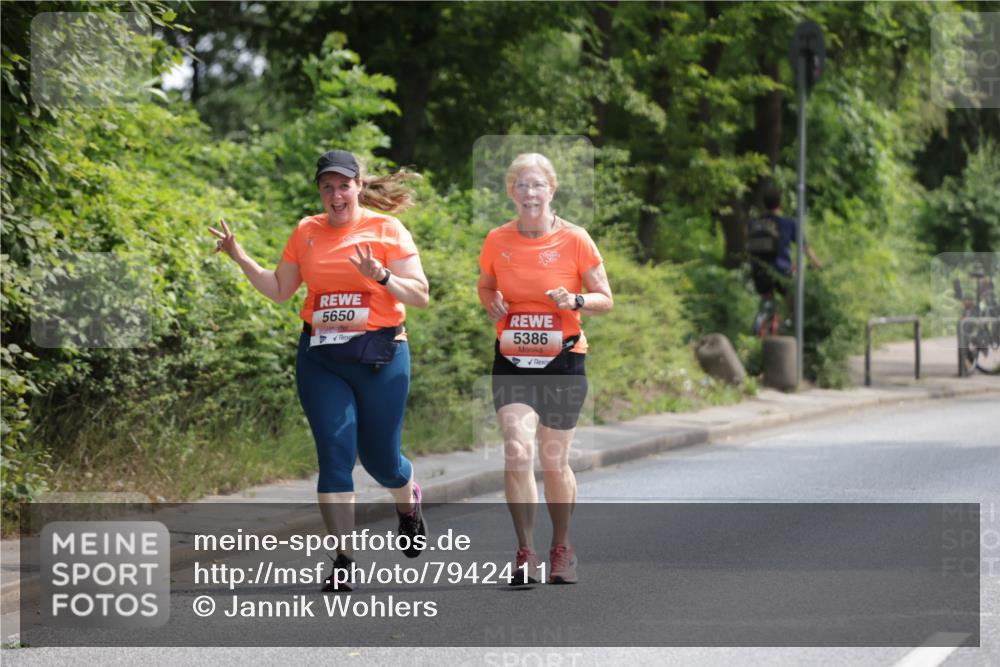 15.06.2025 - REWE Women's Run Jannik Wohlers http://msf.ph/oto/7942411 15.06.2025 10:15:55 Laufen 5650, 5386 meine-sportfotos.de