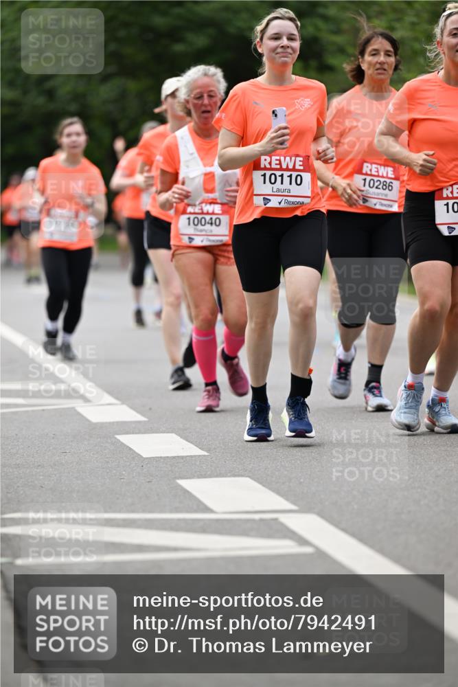 15.06.2025 - REWE Women's Run Dr. Thomas Lammeyer http://msf.ph/oto/7942491 15.06.2025 09:21:39 Laufen 10040, 10110, 10286, 10 meine-sportfotos.de