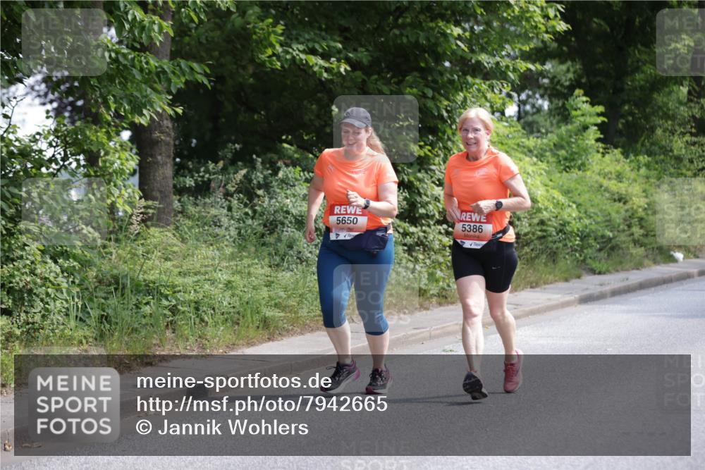 15.06.2025 - REWE Women's Run Jannik Wohlers http://msf.ph/oto/7942665 15.06.2025 10:15:58 Laufen 5650, 5386 meine-sportfotos.de
