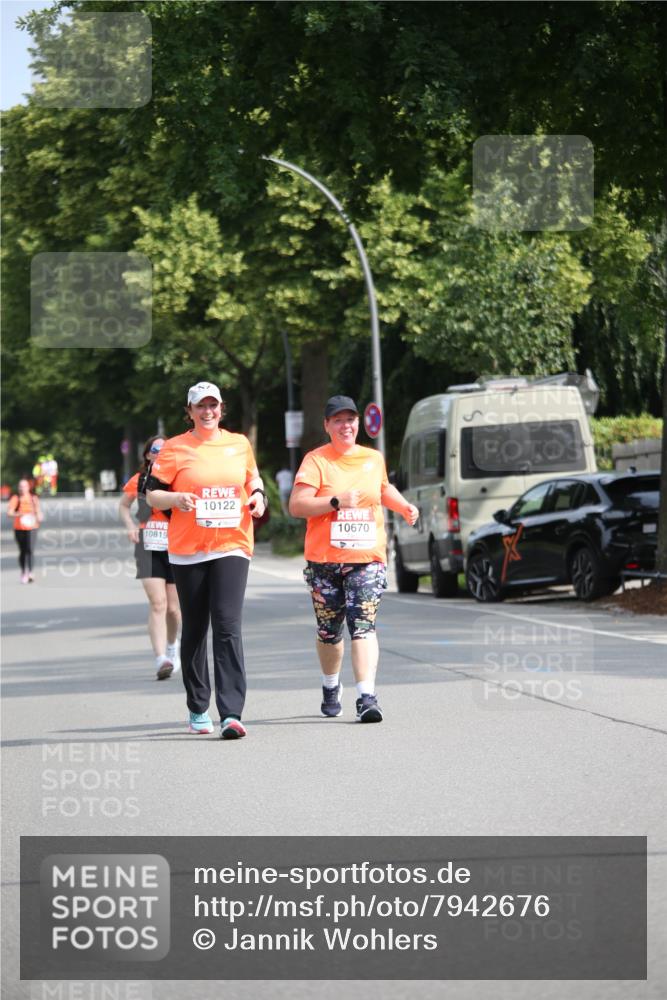 15.06.2025 - REWE Women's Run Jannik Wohlers http://msf.ph/oto/7942676 15.06.2025 10:00:52 Laufen 10122, 10670, 10815 meine-sportfotos.de
