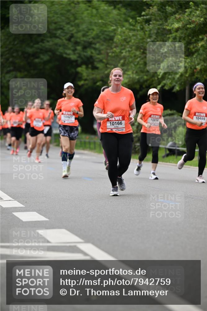 15.06.2025 - REWE Women's Run Dr. Thomas Lammeyer http://msf.ph/oto/7942759 15.06.2025 09:21:47 Laufen 10427, 10166, 10489, 10634 meine-sportfotos.de