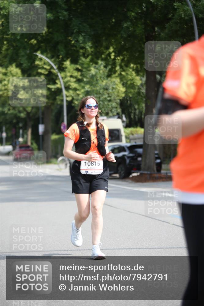 15.06.2025 - REWE Women's Run Jannik Wohlers http://msf.ph/oto/7942791 15.06.2025 10:00:59 Laufen 10815 meine-sportfotos.de