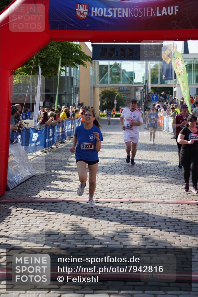 13.06.2025 - Holstenköstenlauf Felixshl http://msf.ph/oto/7942816 13.06.2025 18:08:27 Laufen 2660, 3001, 3028, 3625 meine-sportfotos.de