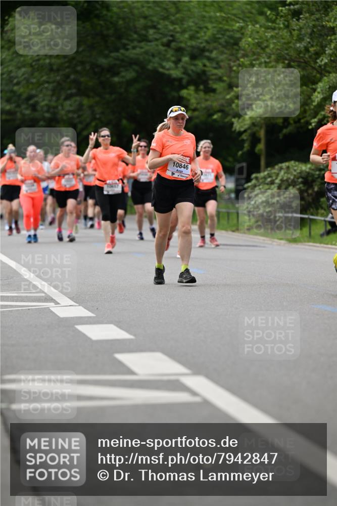 15.06.2025 - REWE Women's Run Dr. Thomas Lammeyer http://msf.ph/oto/7942847 15.06.2025 09:21:50 Laufen 10846 meine-sportfotos.de