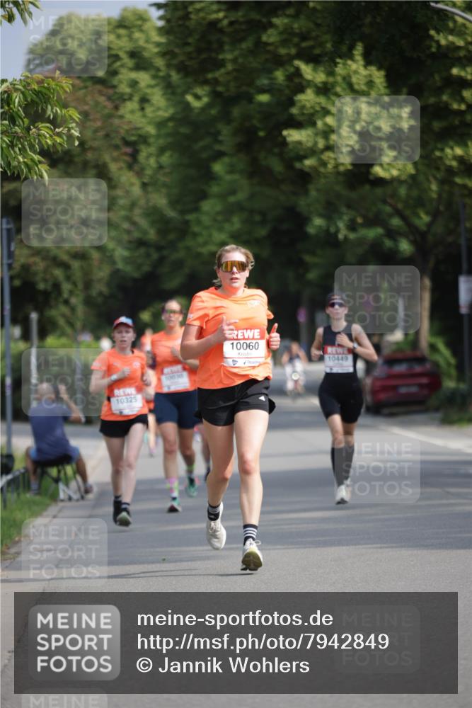 15.06.2025 - REWE Women's Run Jannik Wohlers http://msf.ph/oto/7942849 15.06.2025 08:46:55 Laufen 10325, 10060, 10449 meine-sportfotos.de
