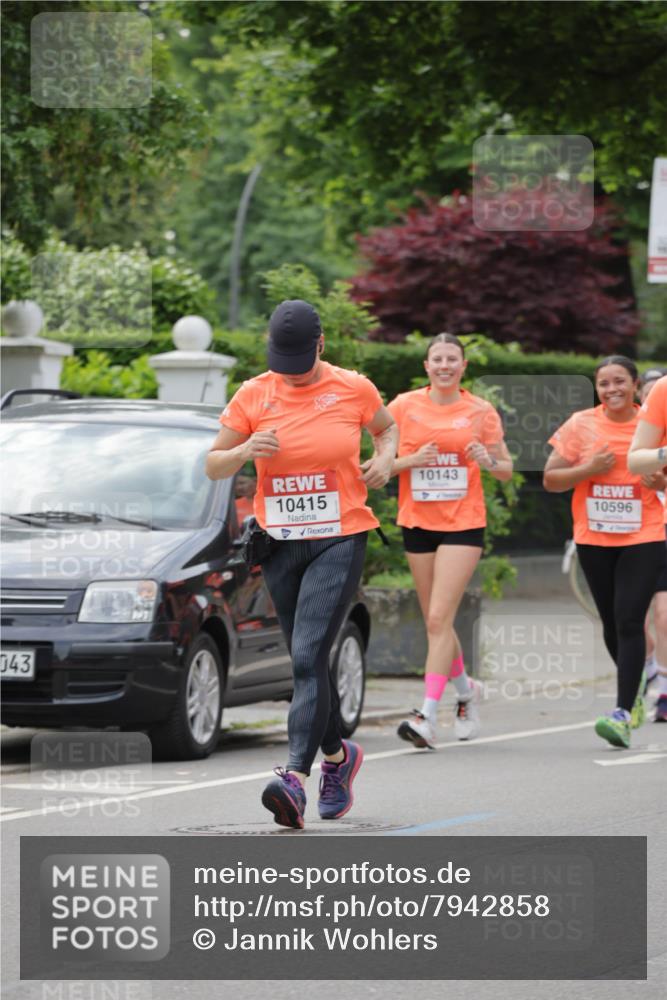 15.06.2025 - REWE Women's Run Jannik Wohlers http://msf.ph/oto/7942858 15.06.2025 08:28:46 Laufen 43, 10143, 10415, 10596 meine-sportfotos.de