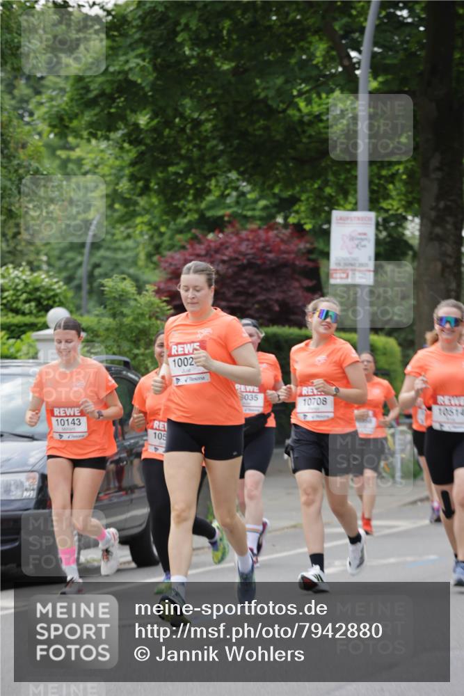 15.06.2025 - REWE Women's Run Jannik Wohlers http://msf.ph/oto/7942880 15.06.2025 08:28:47 Laufen 10143, 105, 1002, 035, 10708, 10514 meine-sportfotos.de
